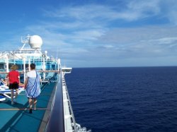 Golden Princess Neptunes Reef and Pool picture