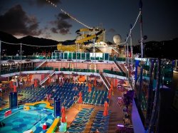 Carnival Dream Waves Pool picture