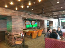 Symphony of the Seas Playmakers Bar picture