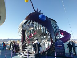 Symphony of the Seas The Ultimate Abyss picture