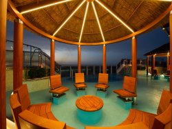 Carnival Horizon Havana Pool picture