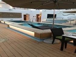 Norwegian Breakaway Haven Courtyard picture