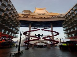 Harmony of the Seas The Ultimate Abyss picture