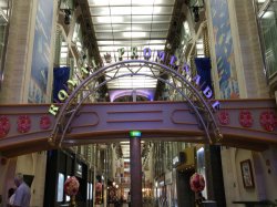 Mariner of the Seas Royal Promenade picture