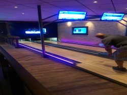 Norwegian Bliss Local Bar & Grill picture