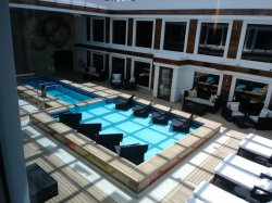 Norwegian Bliss Haven Courtyard picture