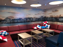 Carnival Horizon Family Harbor Lounge picture