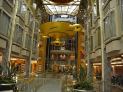 Independence of the Seas Royal Promenade picture