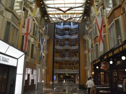 Independence of the Seas Royal Promenade picture