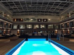 Norwegian Bliss Haven Courtyard picture