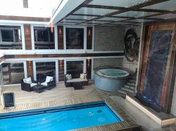 Norwegian Bliss Haven Courtyard picture