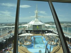Vision of the Seas Viking Crown Lounge picture