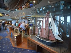 Vision of the Seas Schooner Bar picture