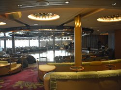 Vision of the Seas Some Enchanted Evening Lounge picture Uploaded in 2018 Photo courtesy of Ralph van der Meijs. Vision of the Seas Some Enchanted Evening Lounge picture
