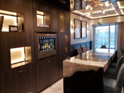 Carnival Horizon Library Bar picture