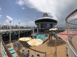 Mariner of the Seas Pools picture