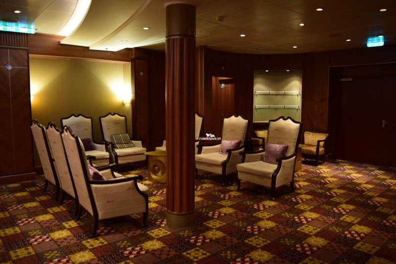 Main Dining Room On Oasis Of The Seas
