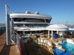 Norwegian Star Oasis Pool picture