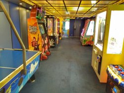 Mariner of the Seas Video Arcade picture