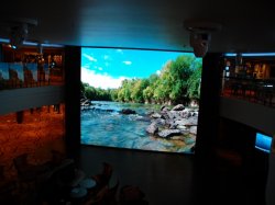 Norwegian Epic Atrium picture