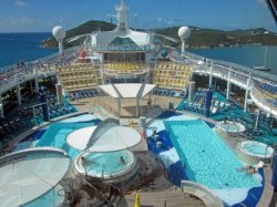 Adventure of the Seas Pool picture