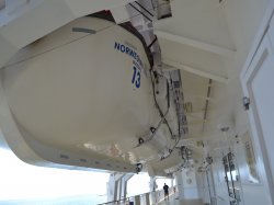 Norwegian Gem Promenade picture