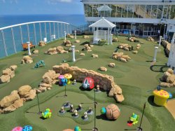 Allure of the Seas Allure Dunes picture