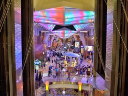 Allure of the Seas Royal Promenade picture