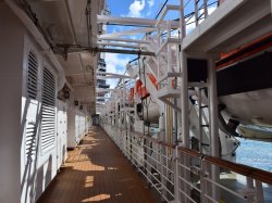 Koningsdam Promenade Deck picture