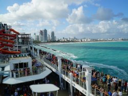 Norwegian Getaway Sun Deck picture