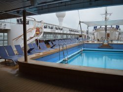 Norwegian Sky Pools picture