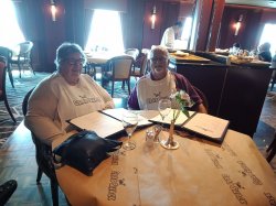 Sapphire Princess Horizon Court picture