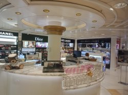 Essence Shop picture
