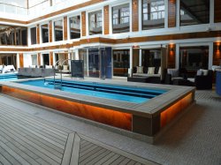 Norwegian Joy Haven Courtyard picture