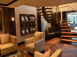 Norwegian Joy Haven Lounge picture