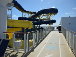 Norwegian Escape Jogging Track picture