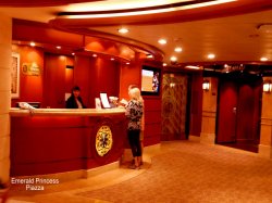 Emerald Princess Circle Desk picture