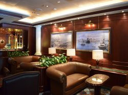 Caribbean Princess Wheelhouse Bar picture