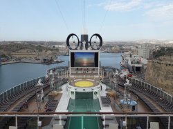 MSC Seaview Panorama Pool picture Uploaded in 2019 Photo courtesy of Alla Lysenko. MSC Seaview Panorama Pool picture