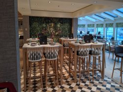 Norwegian Encore Food Republic picture