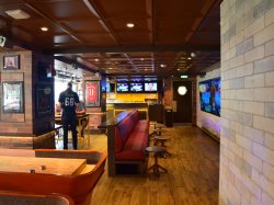 Symphony of the Seas Playmakers Bar picture