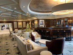 Discoveries Lounge picture
