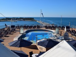 Nieuw Amsterdam Sea View Pool picture