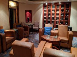 Queen Mary 2 Churchills Cigar Lounge picture