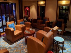 Queen Mary 2 Churchills Cigar Lounge picture