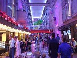 Mariner of the Seas Royal Promenade picture