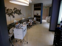 Beauty Salon picture