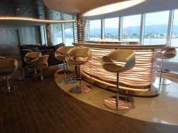 MSC Seaview Champagne Bar picture Uploaded in 2020 Photo courtesy of Victoria Tsysova. MSC Seaview Champagne Bar picture