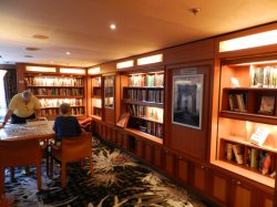 Westerdam Crows Nest picture