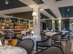 Oceania Vista Polo Grill picture